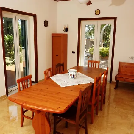 Florek Villa Ischia